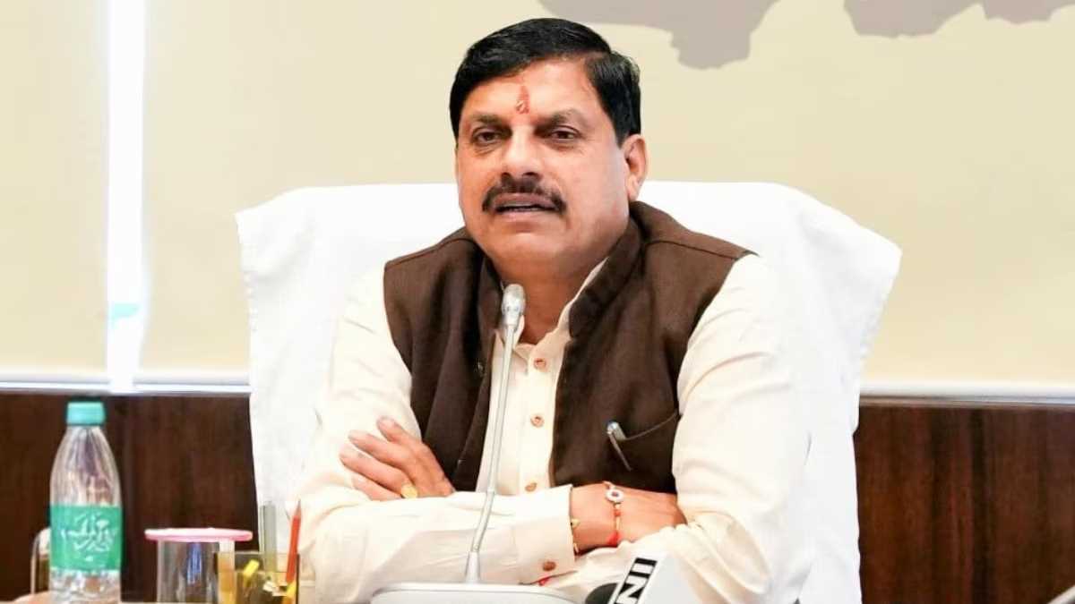 नेशनल कॉन्फ्रेंस के जम्मू कश्मीर में अलग झंडे की घोषणा का कांग्रेस करती है समर्थन : मोहन यादव